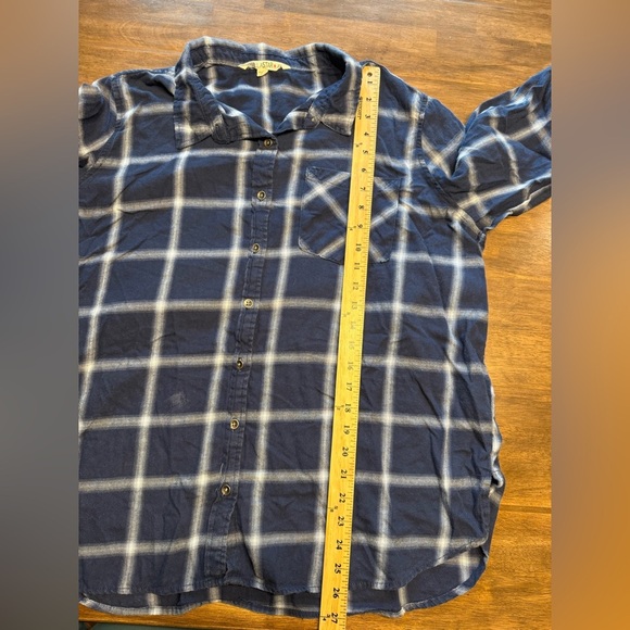 Vanilla Star Button Up Long Sleeve Plaid Flannel Womans SZ XXL Blue White Casual - Picture 9 of 10